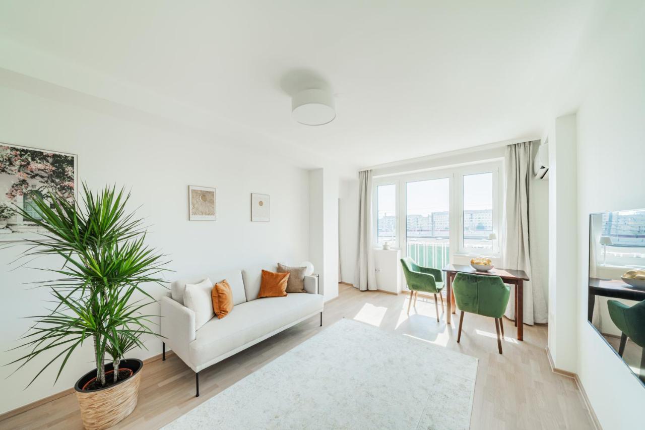 Zentrale 50M² Suite 10 Gehminuten Vom Hauptbahnhof Viena Exterior foto