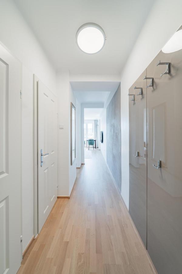 Zentrale 50M² Suite 10 Gehminuten Vom Hauptbahnhof Viena Exterior foto